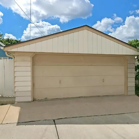 Milwaukee Bungalow-2