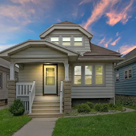 Milwaukee Bungalow-3