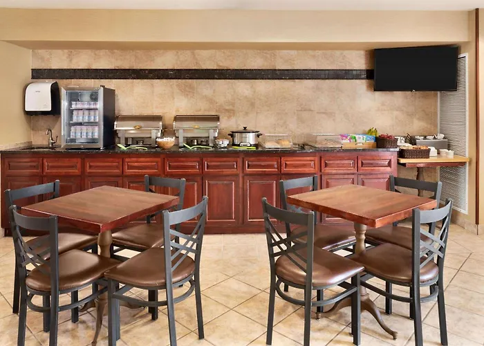 Beach Hotels Hawthorn Extended Stay By Wyndham Milwaukee Airport